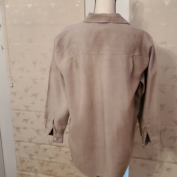 Light Jacket - Picture 3 of 3